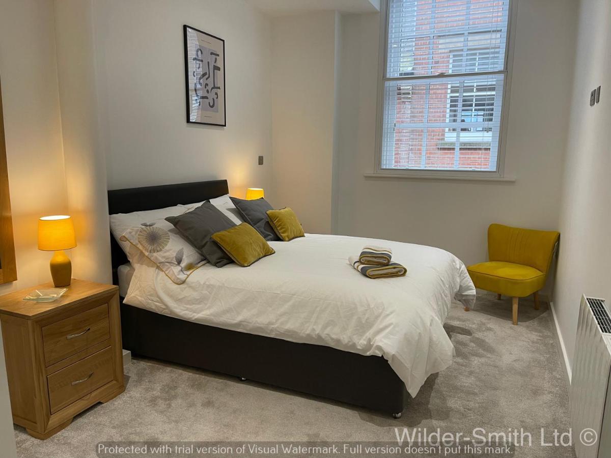 Stylish 2-Bed Luxury Apartment In Nottingham City ภายนอก รูปภาพ