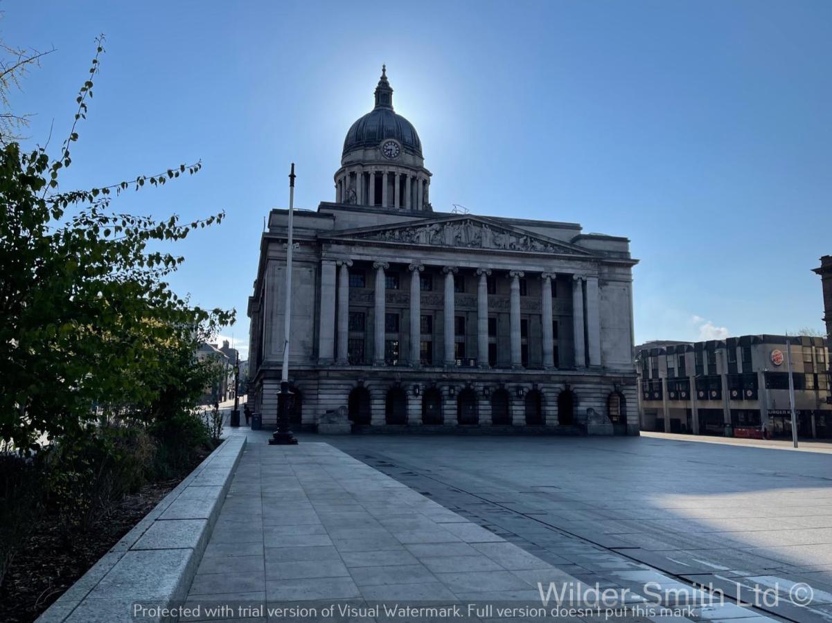 Stylish 2-Bed Luxury Apartment In Nottingham City ภายนอก รูปภาพ